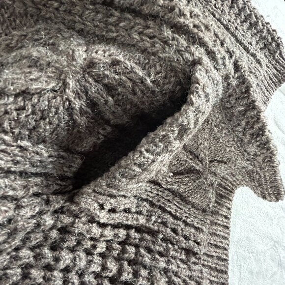 Vintage Norm Thompson Womens Wool Cable Knit Button Front Vest 38 Brown Pockets - Picture 8 of 8